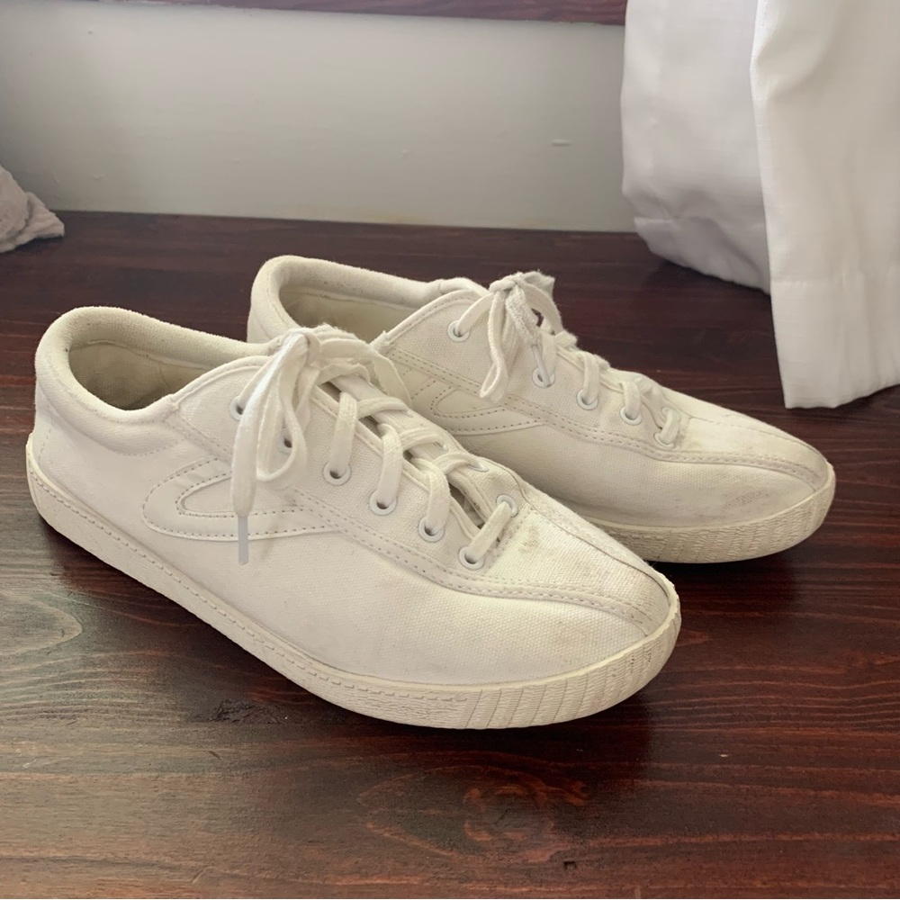 Tretorn tenni shoes
